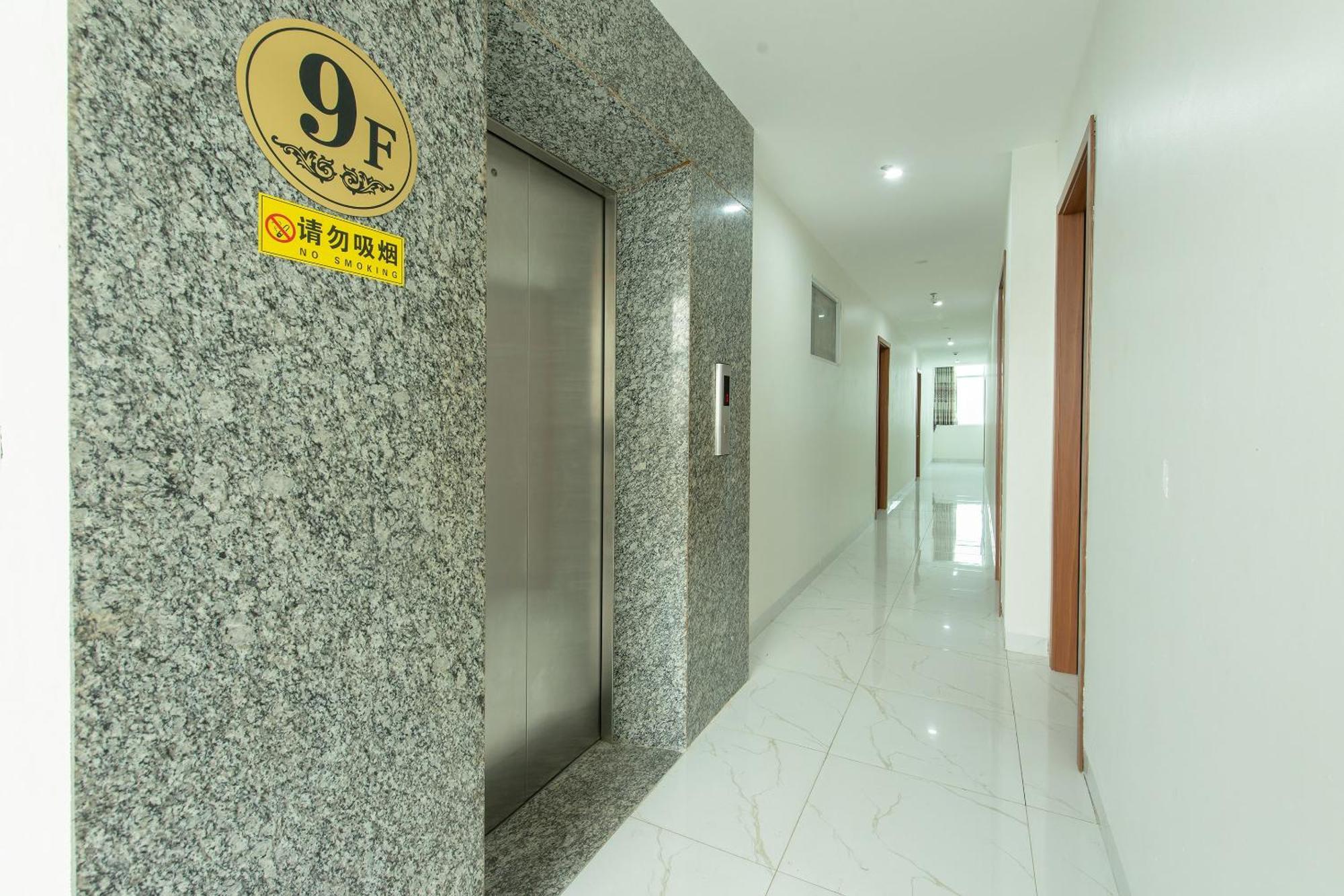 Capital O 417 Truong Son Hotel Ханой Экстерьер фото